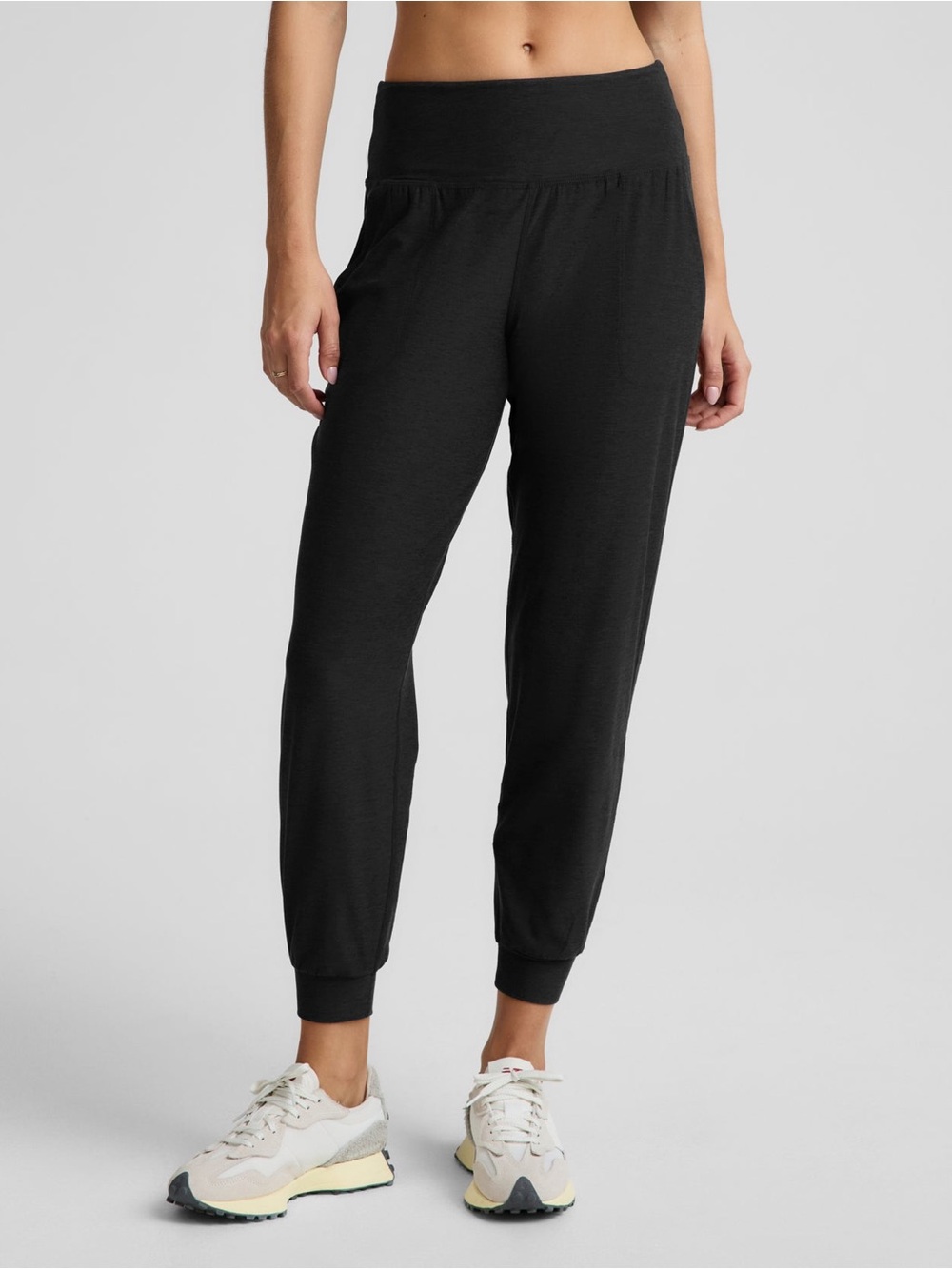 Beyond Yoga Midweight Spacedye™ Midi Jogger Darkest Night Black Size Small